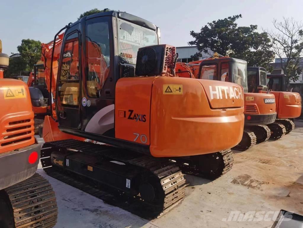 Hitachi ZX 70 Excavatoare 7t - 12t