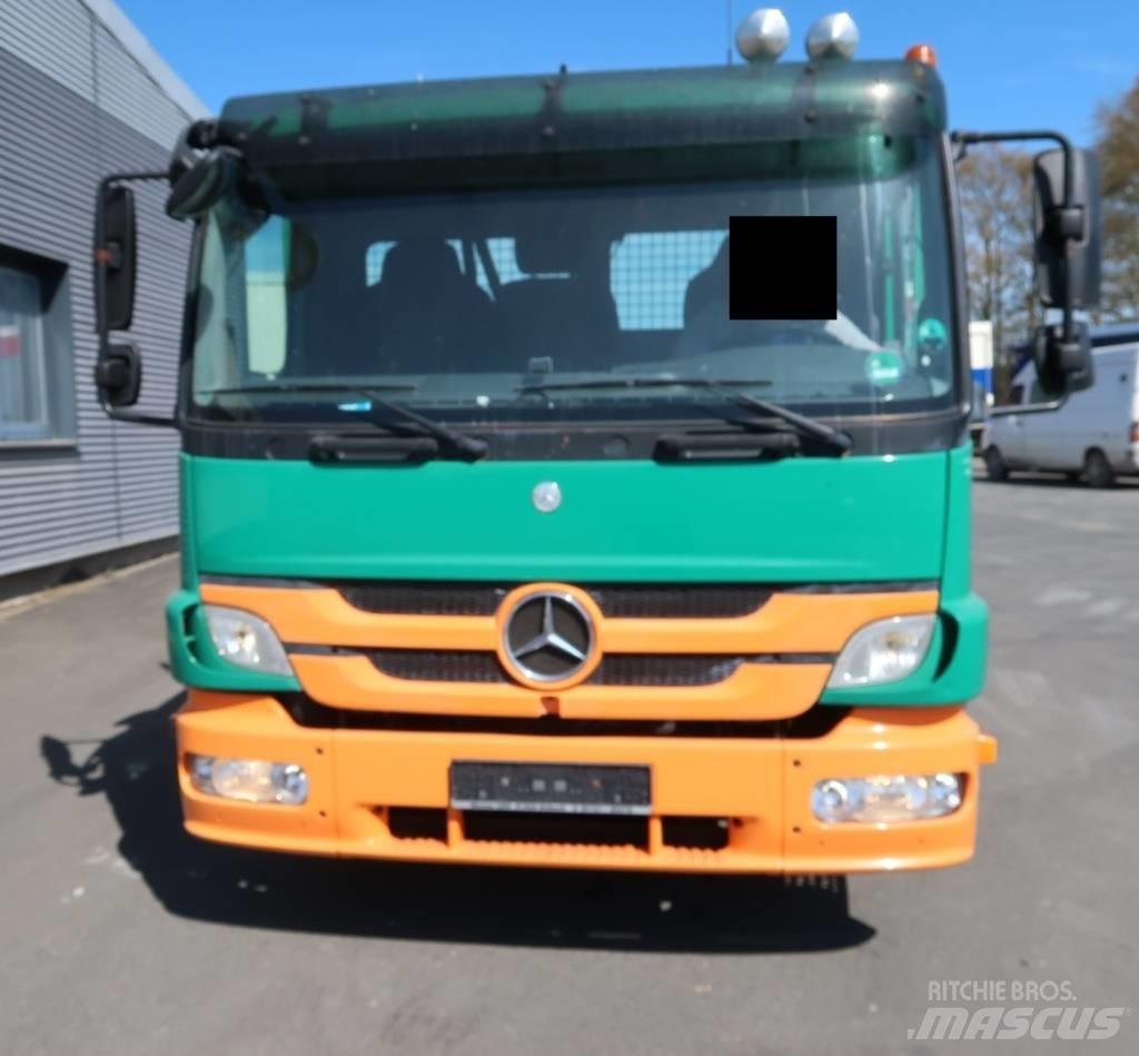 Mercedes-Benz 822 L Pick up/Platou