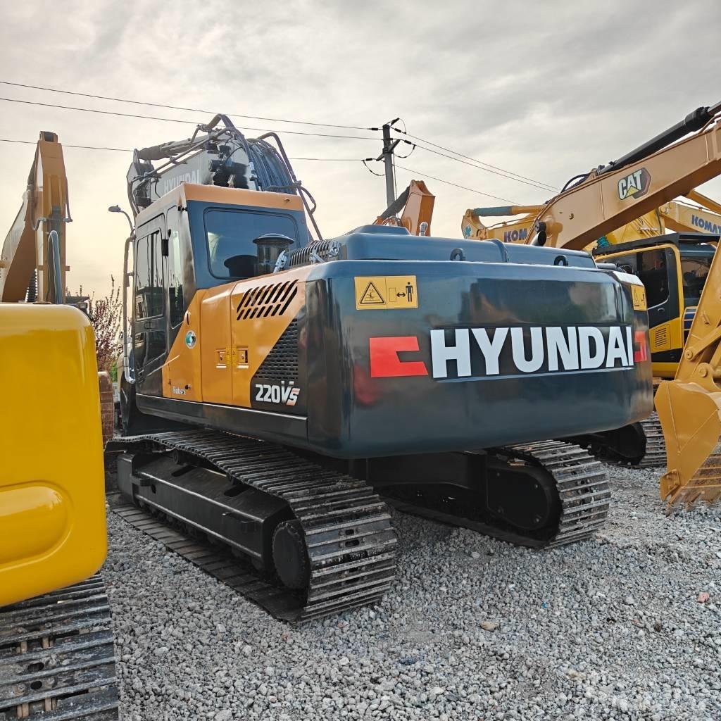 Hyundai 220VS Excavatoare pe șenile
