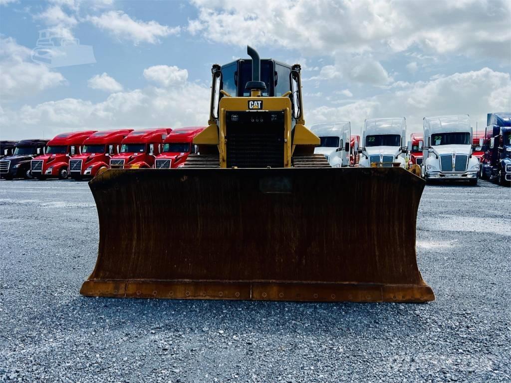 CAT D 6 N XL Buldozere pe senile