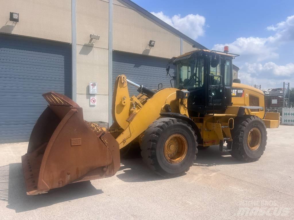 CAT 938M Incarcator pe pneuri