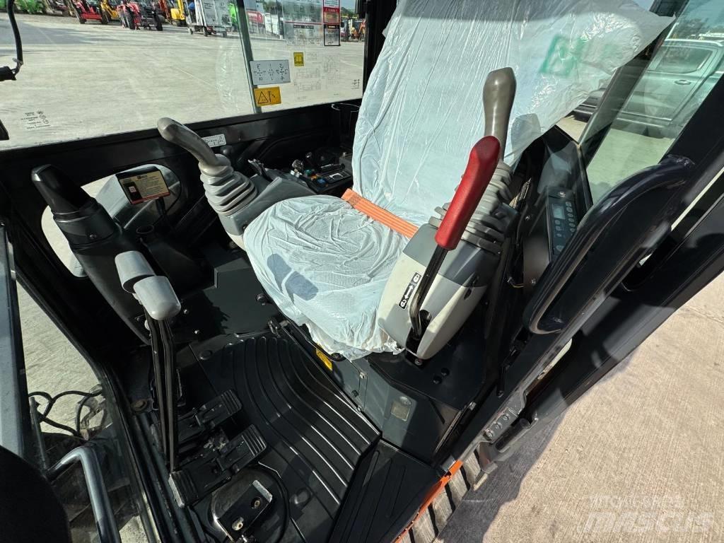 Hitachi ZX 26 U-6 cr Mini excavatoare < 7t