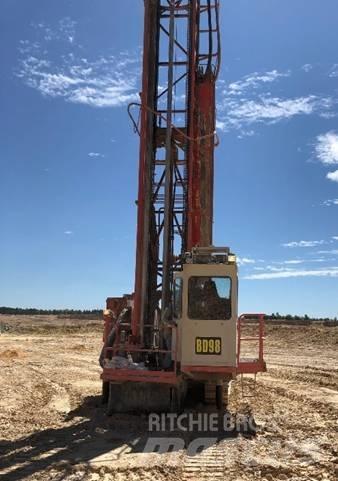  D245S Echipamente de forare la suprafata