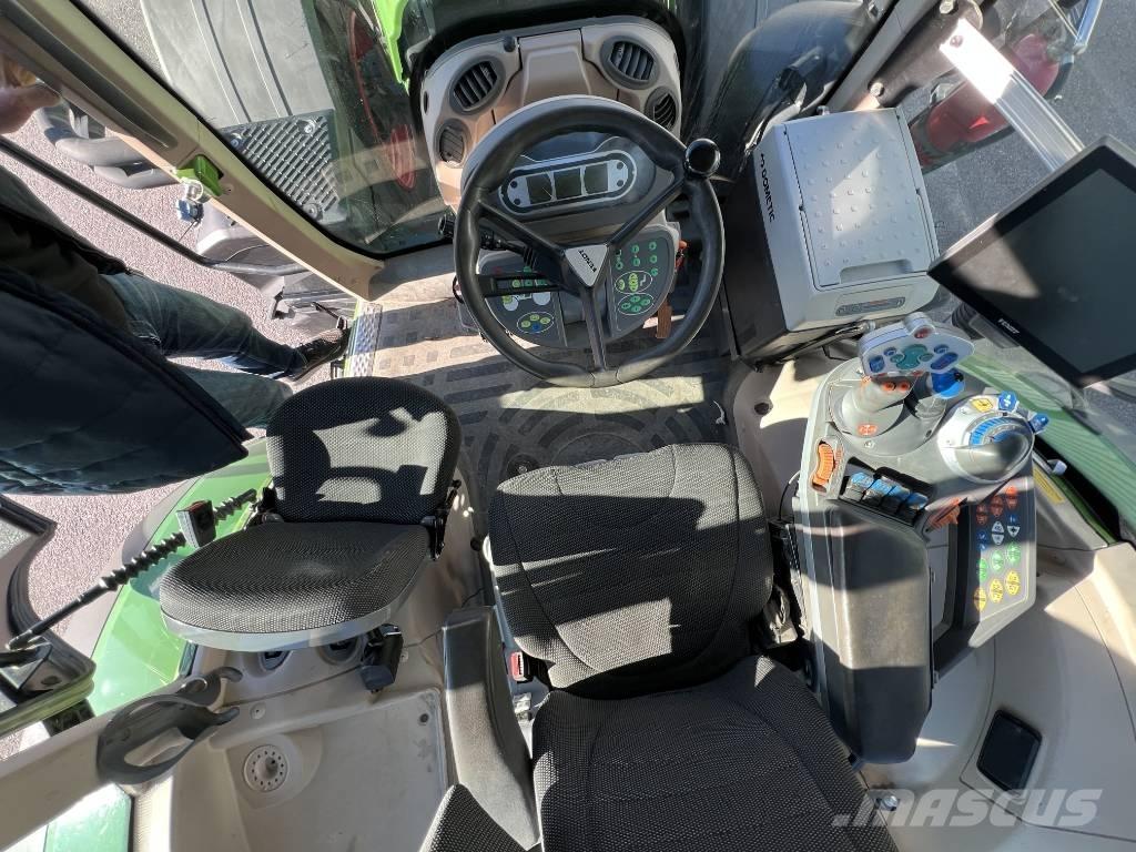 Fendt 828 Vario Tractoare