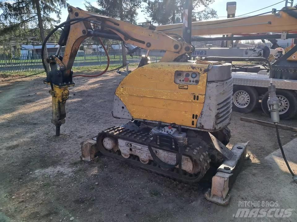 Brokk 180 Mini excavatoare < 7t
