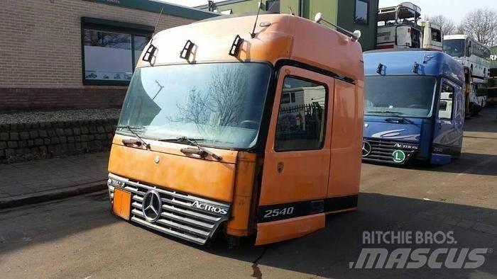 Mercedes-Benz 2540 Transport - Altele