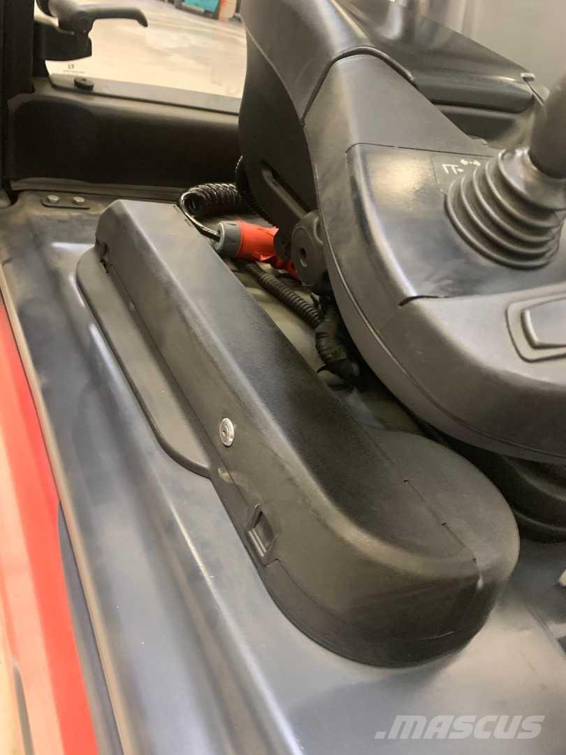 Linde E20L Stivuitor electric