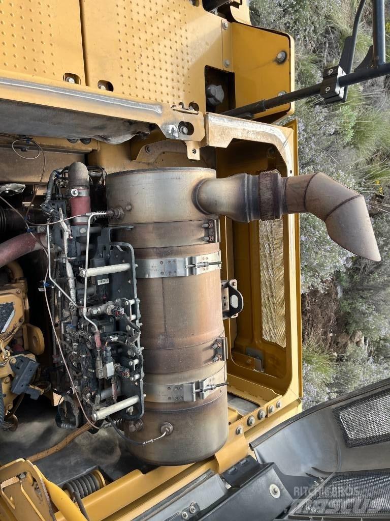 CAT 329 E Excavatoare pe șenile
