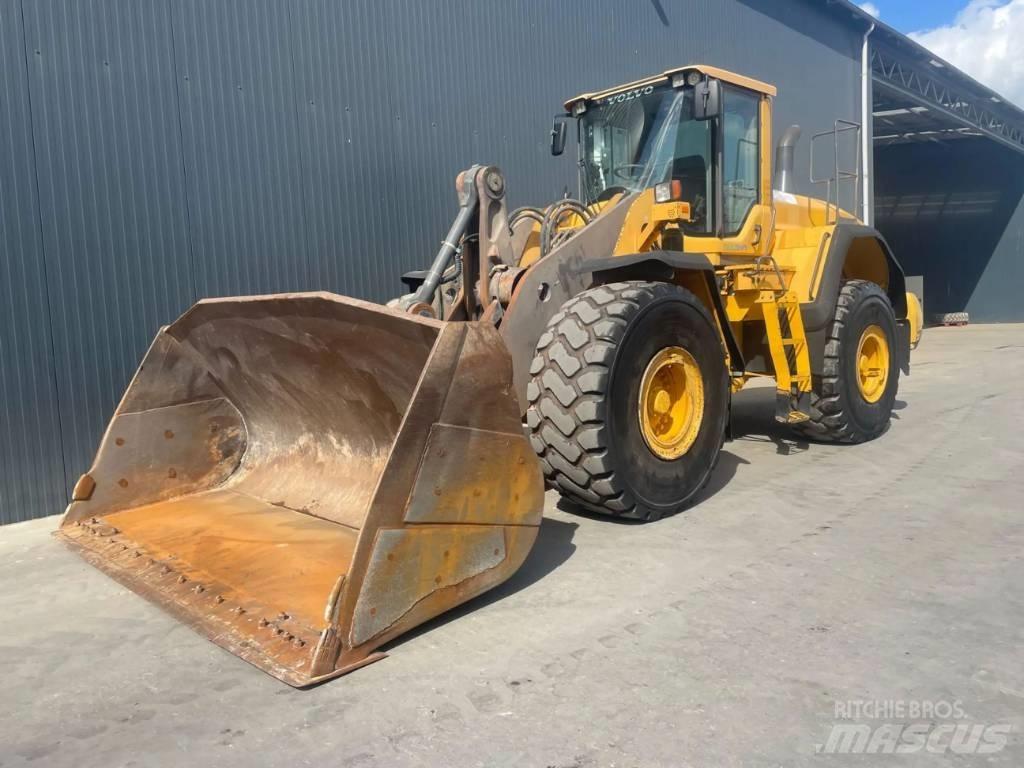 Volvo L180G Incarcator pe pneuri