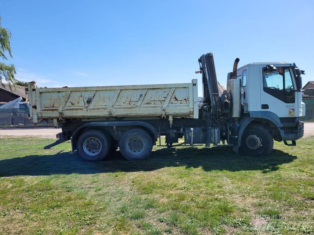 Iveco Trakker 360 Camioane cu macara