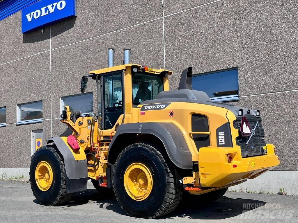 Volvo L 120 H Incarcator pe pneuri