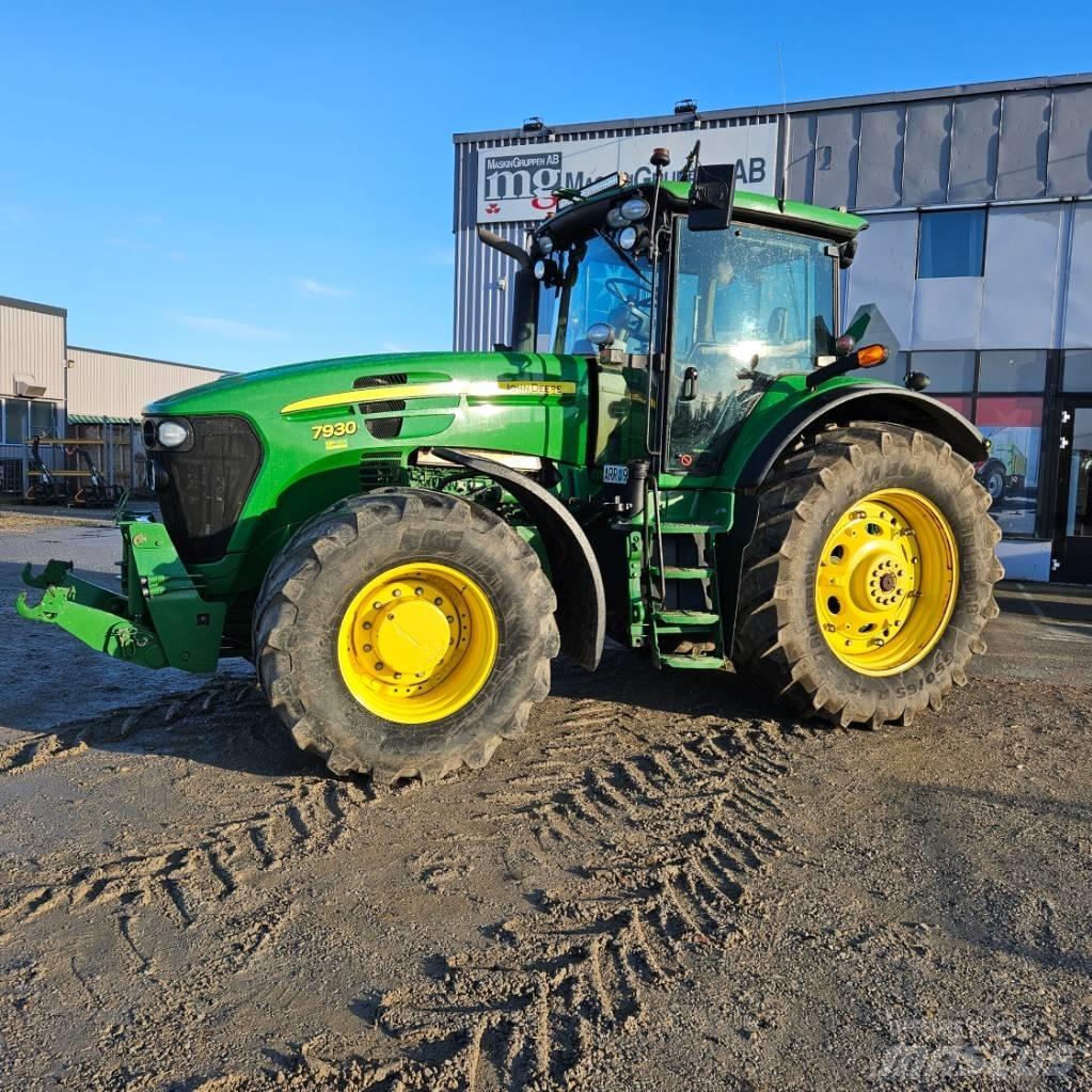 John Deere 7930 Tractoare