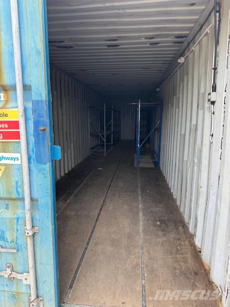  CONTAINER 40FT Containere pentru depozitare