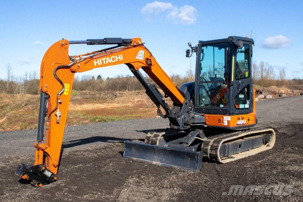 Hitachi ZX48U Mini excavatoare < 7t