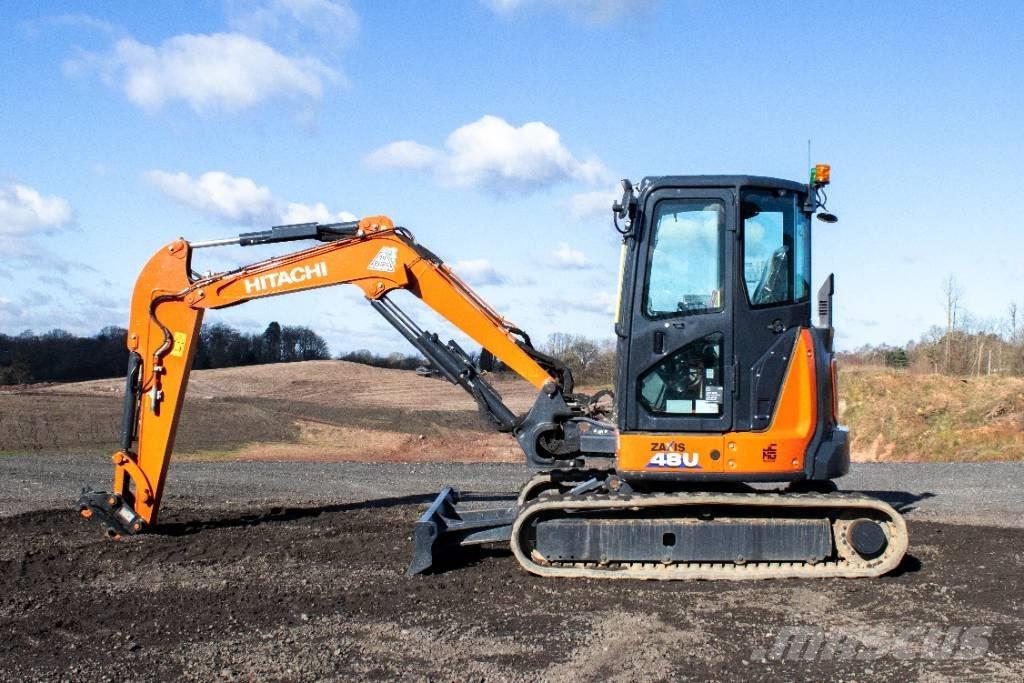 Hitachi ZX48U Mini excavatoare < 7t