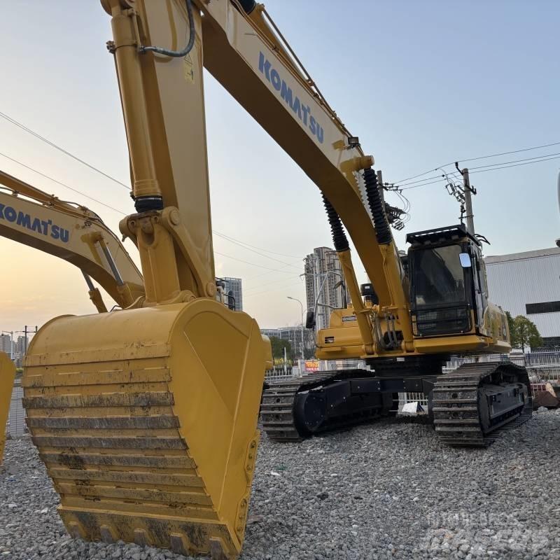 Komatsu PC 450 Excavatoare pe șenile
