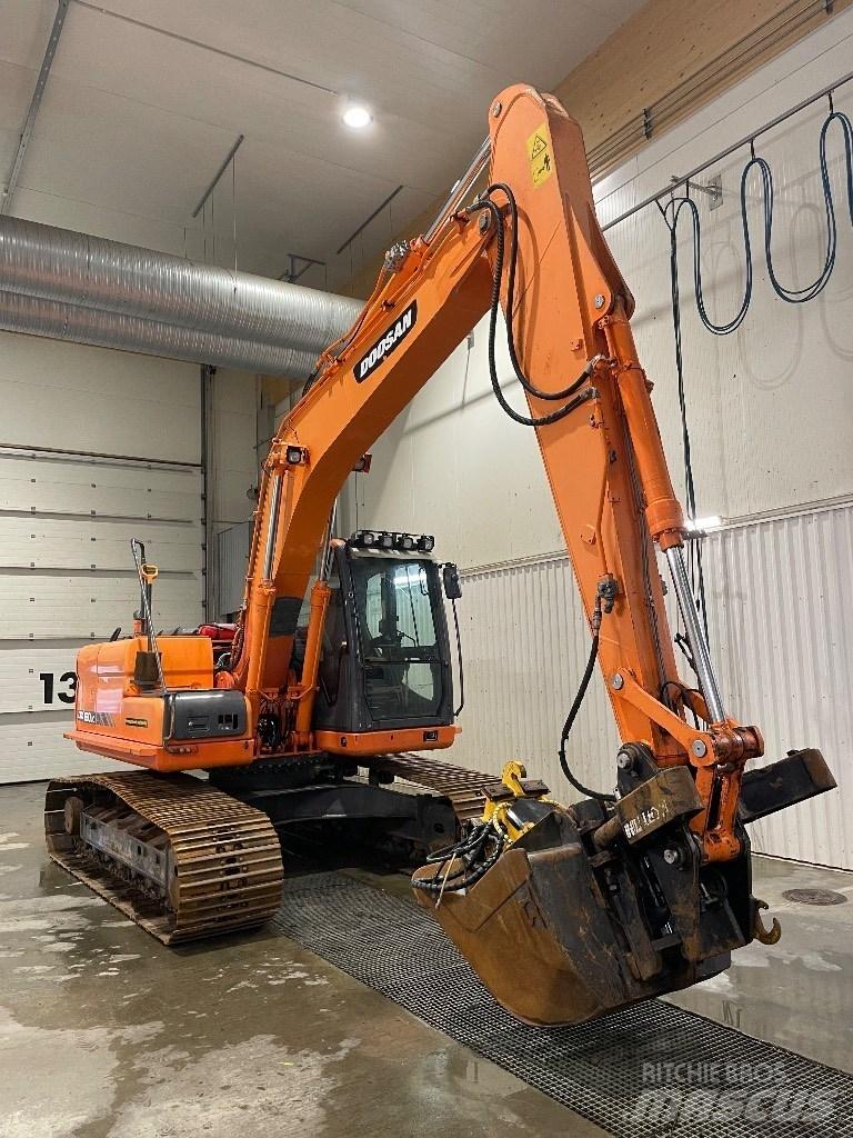 Doosan DX 160 Excavatoare pe șenile
