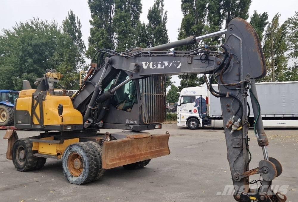 Volvo EW 140 D Excavatoare cu roti