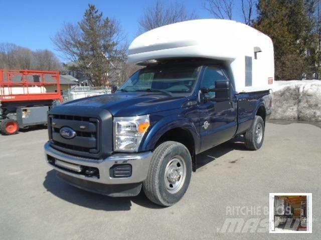 Ford F 450 XL SD Municipal/vehicul cu uz general