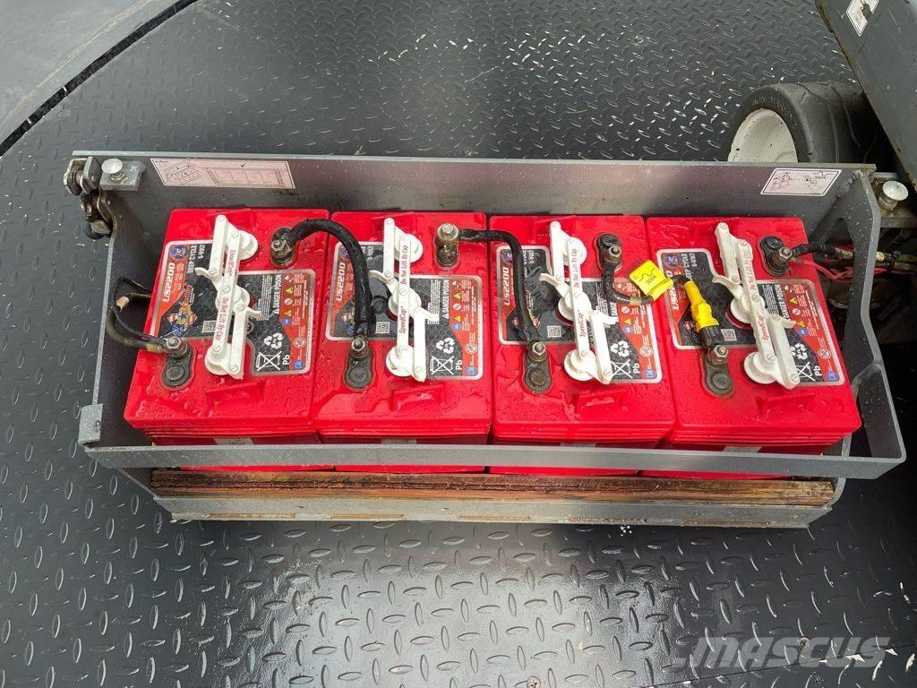 SkyJack SJ3219 Platforme foarfeca