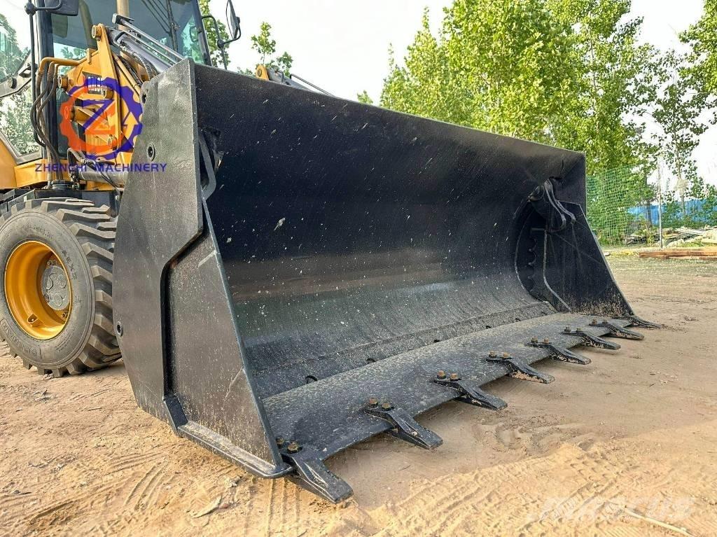 Sany BHL 95 Buldoexcavatoare