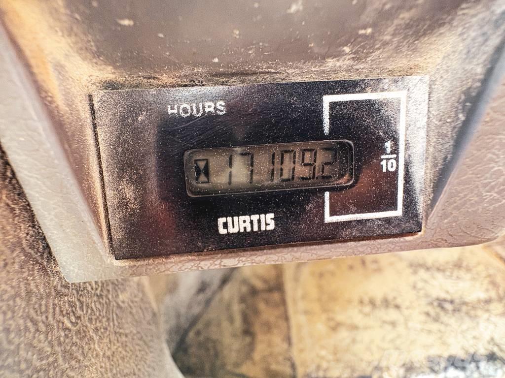 Doosan DL 300 Incarcator pe pneuri