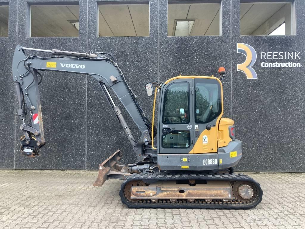 Volvo ECR 88 D Excavatoare 7t - 12t