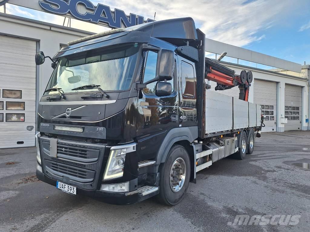 Volvo FM  6x2 Camioane cu macara