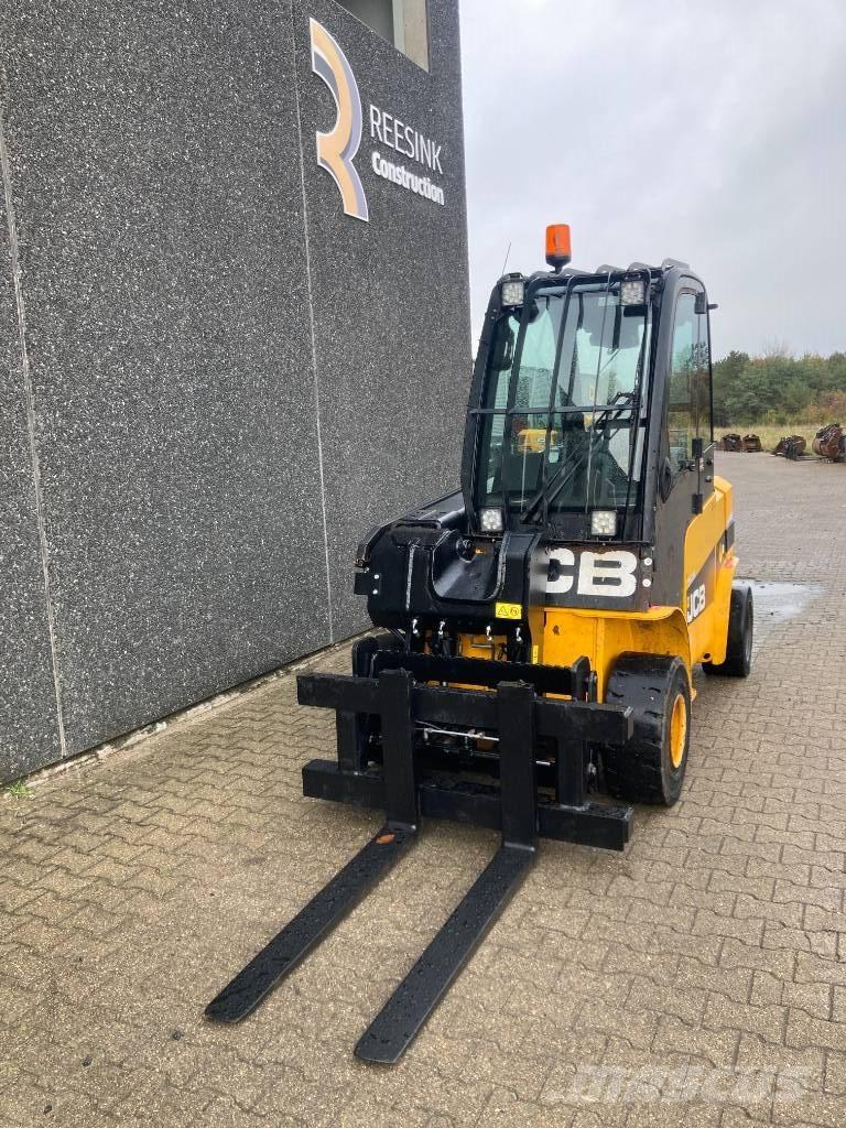 JCB TLT 35D 4x4 Stivuitoare telescopice