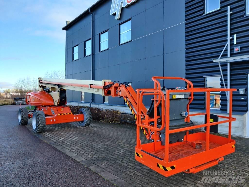 JLG M600JP Bomlift Nacele cu brat articulat
