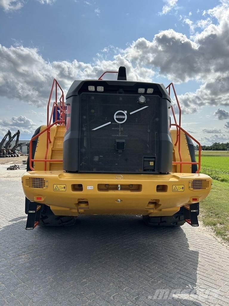 Volvo L350H Incarcator pe pneuri