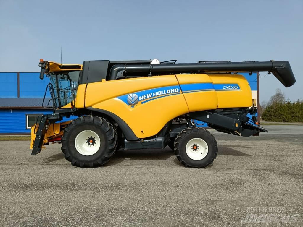 New Holland CX 8.85 Combine de secerat