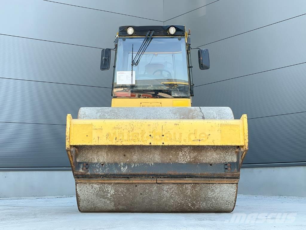 Bomag BW 213 DH-4 Compactoare monocilindrice