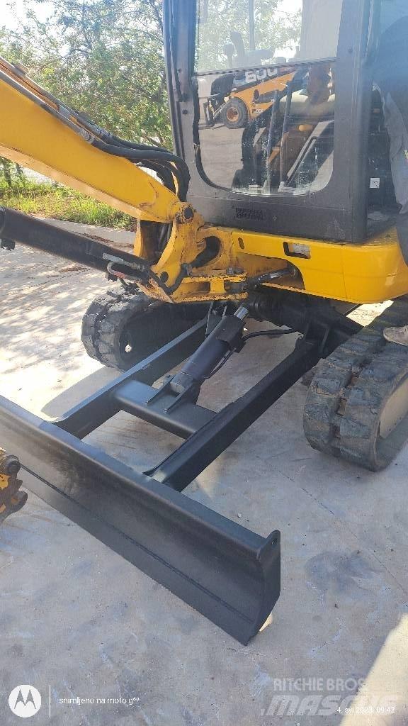JCB 8035 ZTS Mini excavatoare < 7t