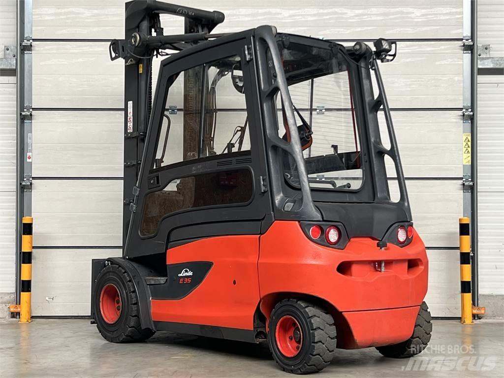 Linde E35L-01 Stivuitor electric