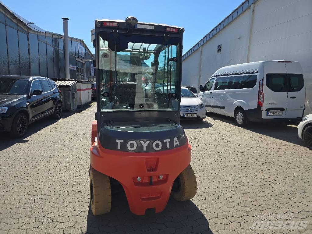 Toyota Traigo 80 Stivuitor electric