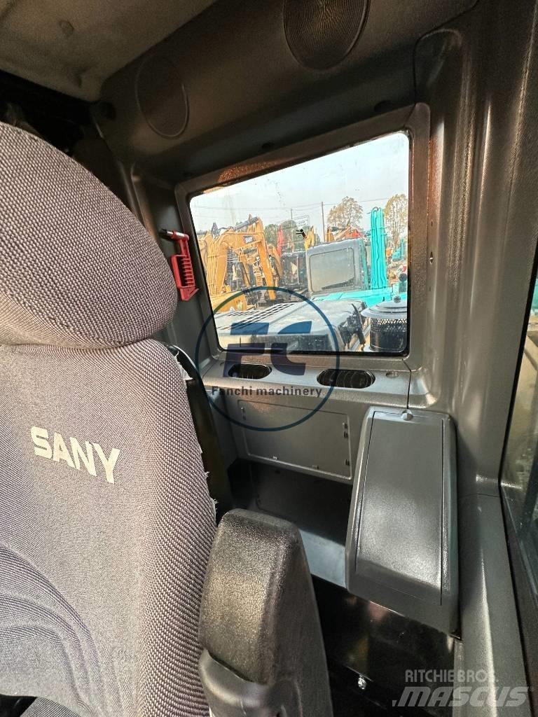 Sany SY 135 Excavatoare pe șenile
