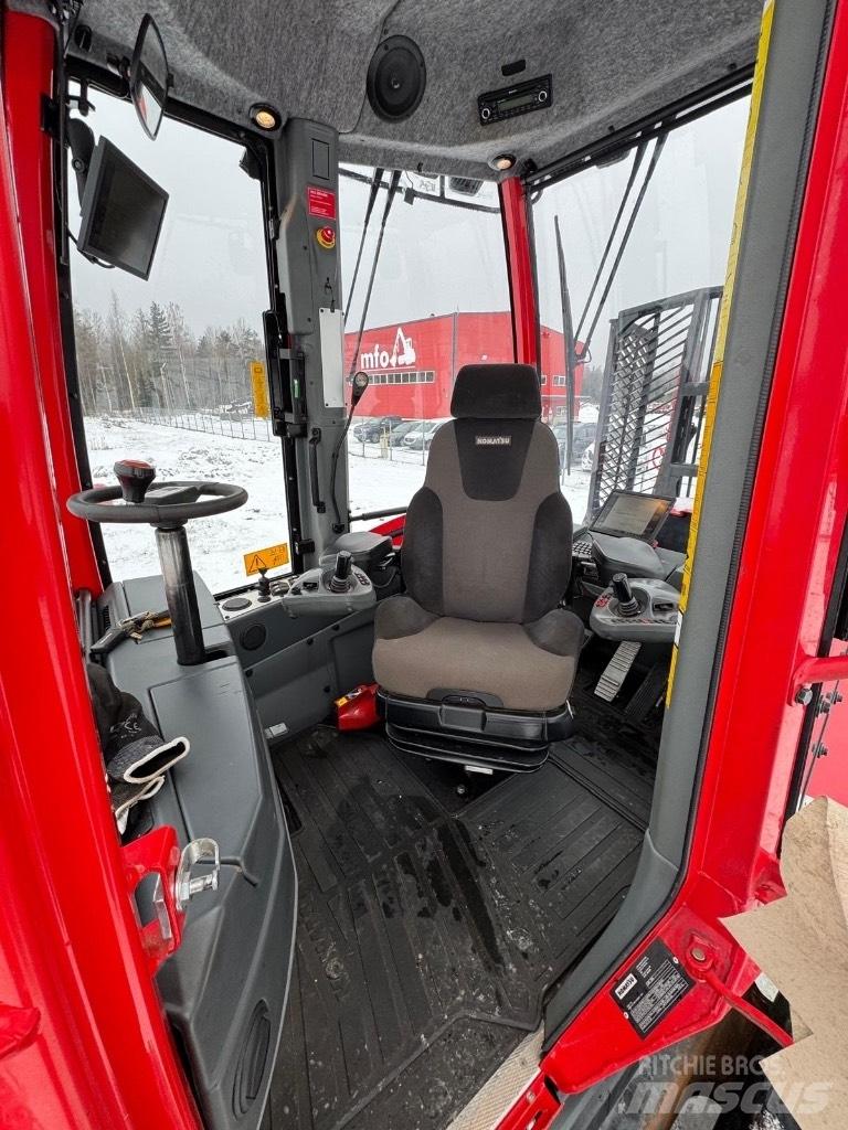 Komatsu 875 Transportoare