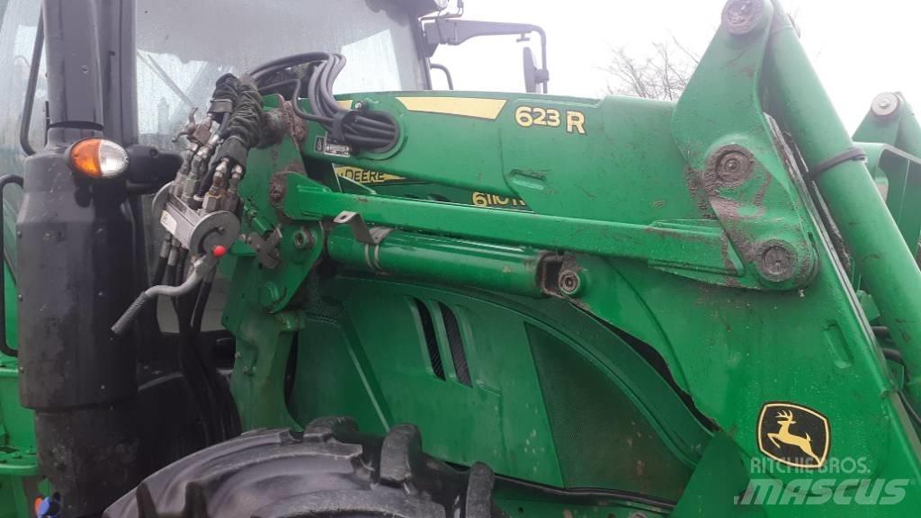 John Deere 6110 R Tractoare