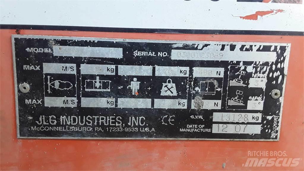 JLG 660SJG Nacele cu brat telescopic