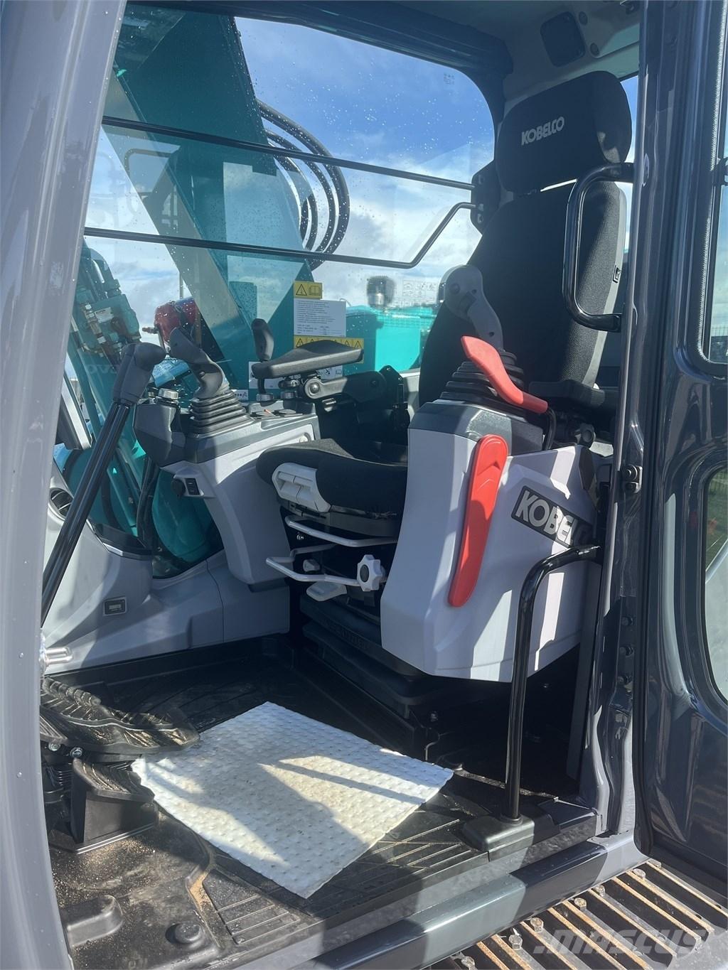 Kobelco SK 75 SR Excavatoare 7t - 12t