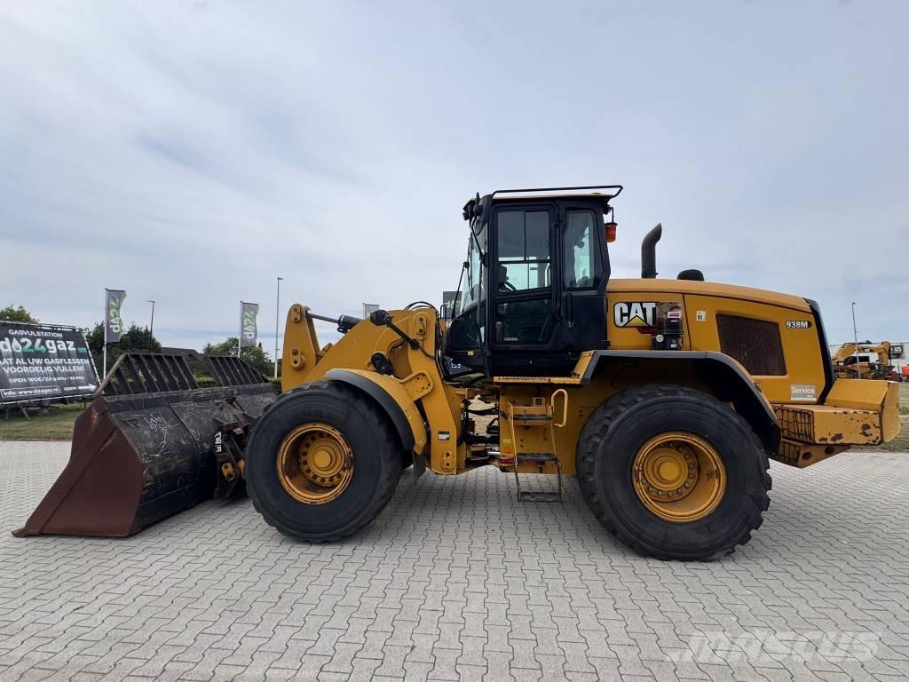 CAT 938 M Incarcator pe pneuri