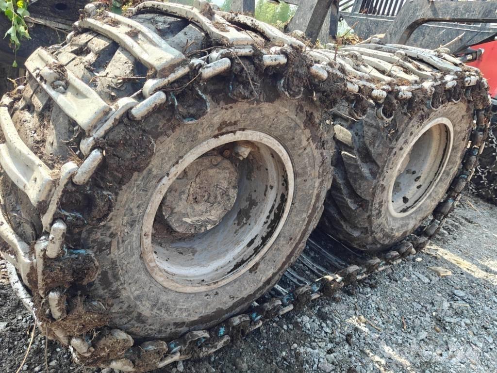 Komatsu 875 Transportoare