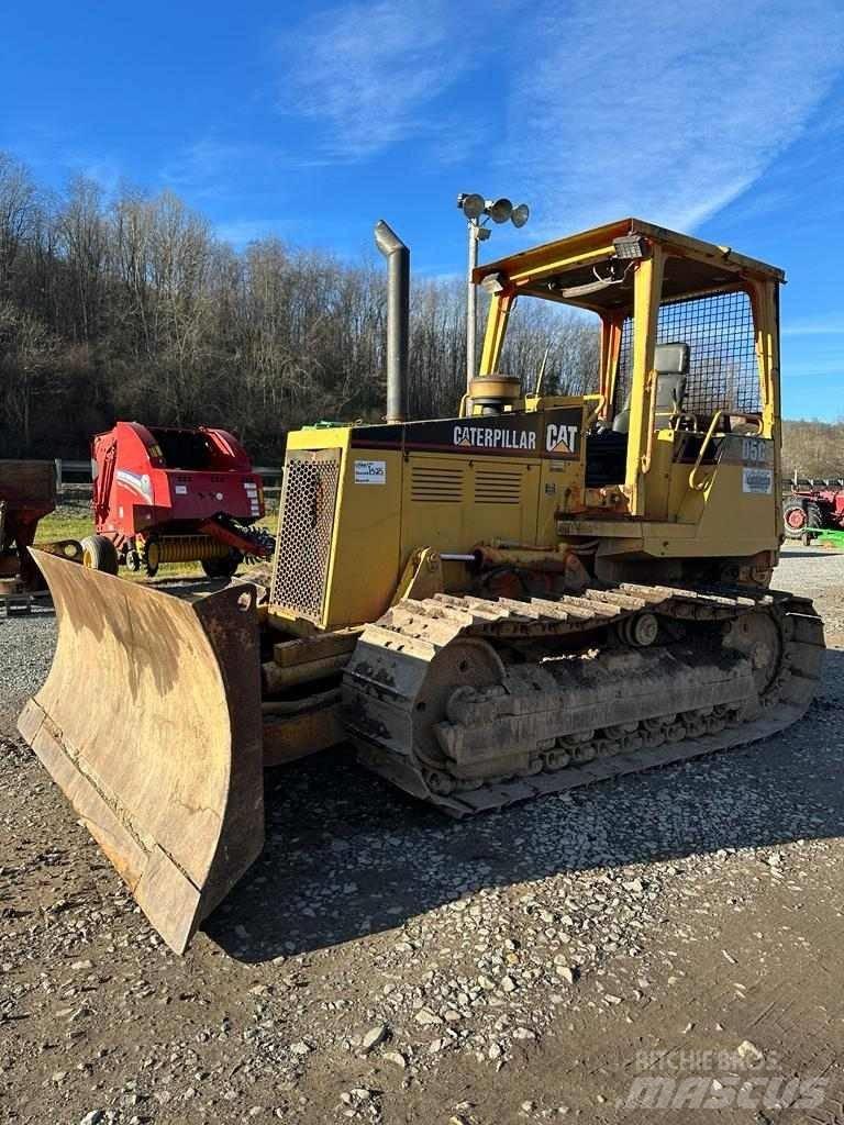 CAT D5C Buldozere pe senile