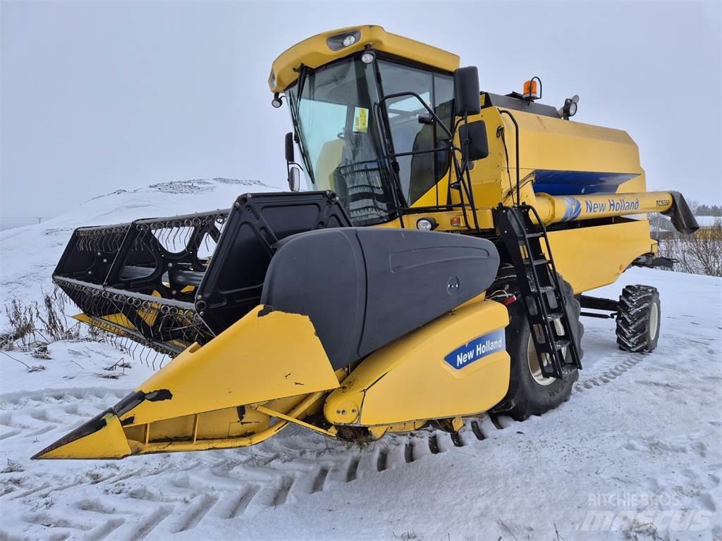 New Holland TC5050 Combine de secerat
