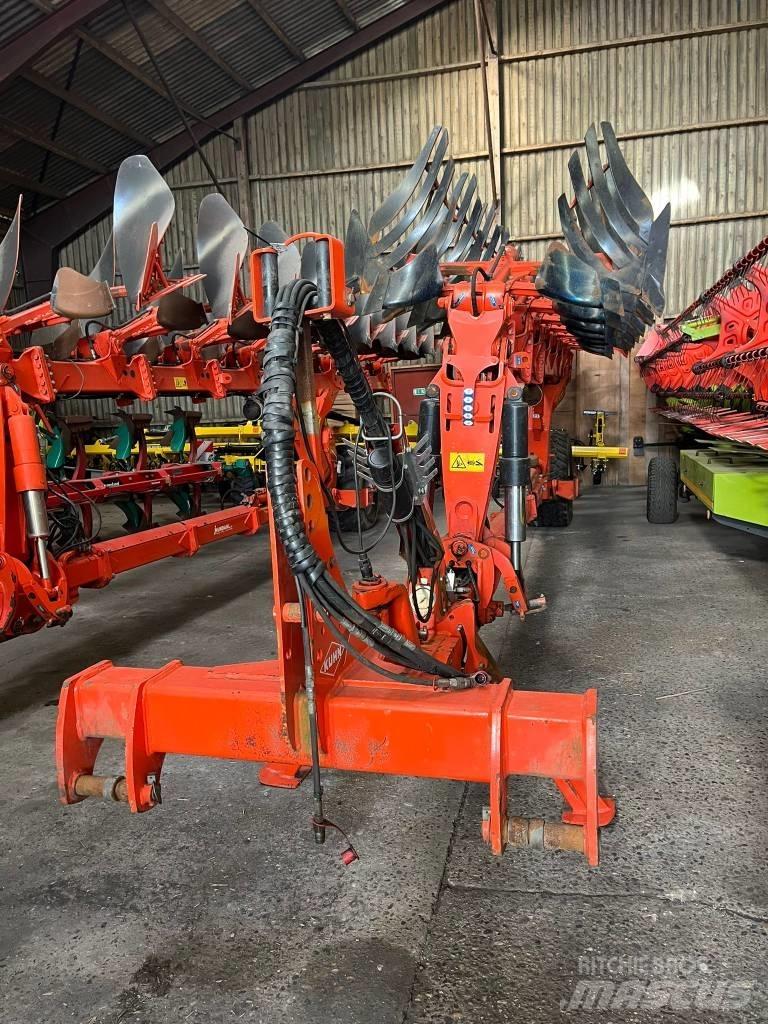 Kuhn Vari-Leader Pluguri reversibile