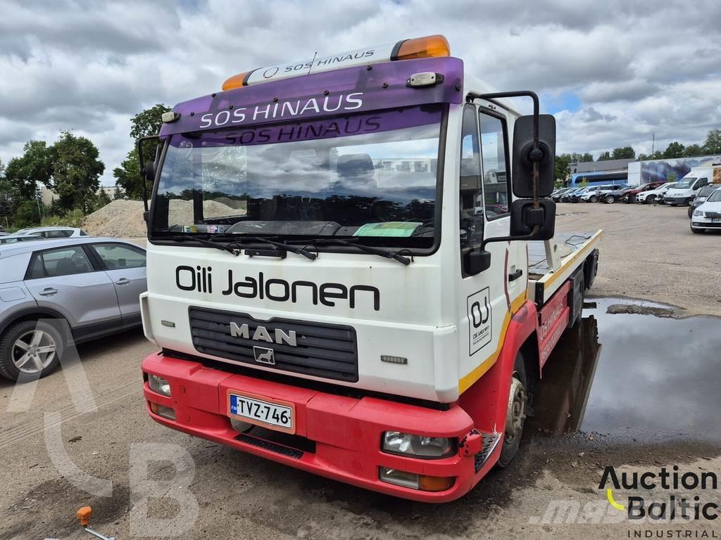 MAN 8.174 LLC Vehicule de recuperare