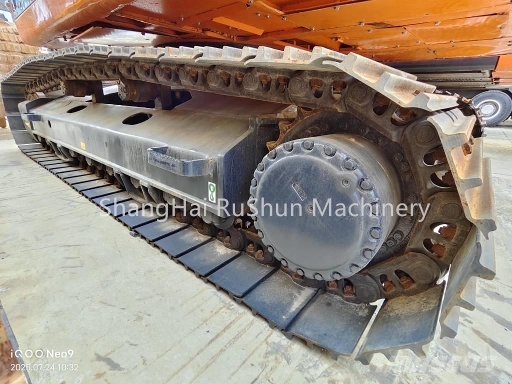 Doosan 225-7 Excavatoare pe șenile

