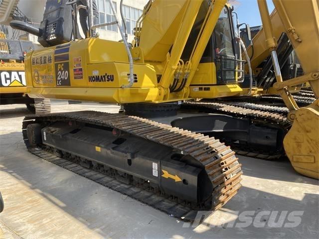 Komatsu PC 240 LC Excavatoare pe șenile

