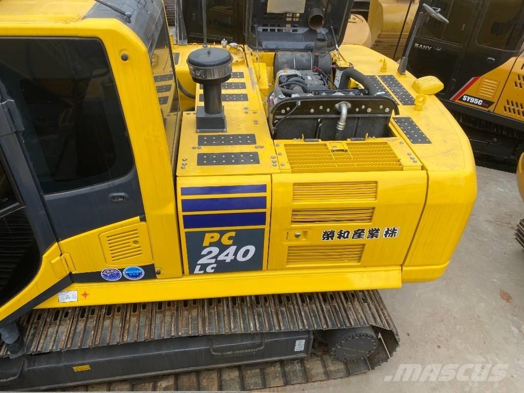 Komatsu PC 240 LC Excavatoare pe șenile
